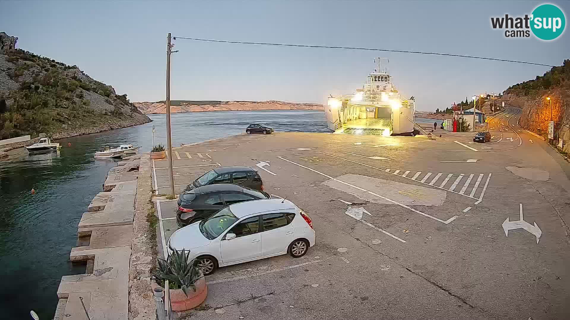 Webcam porto traghetti di Prizna – per l’isola di Pag