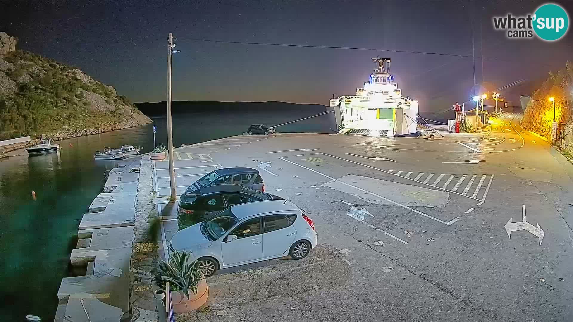 Webcam Prizna ferry port to Pag island