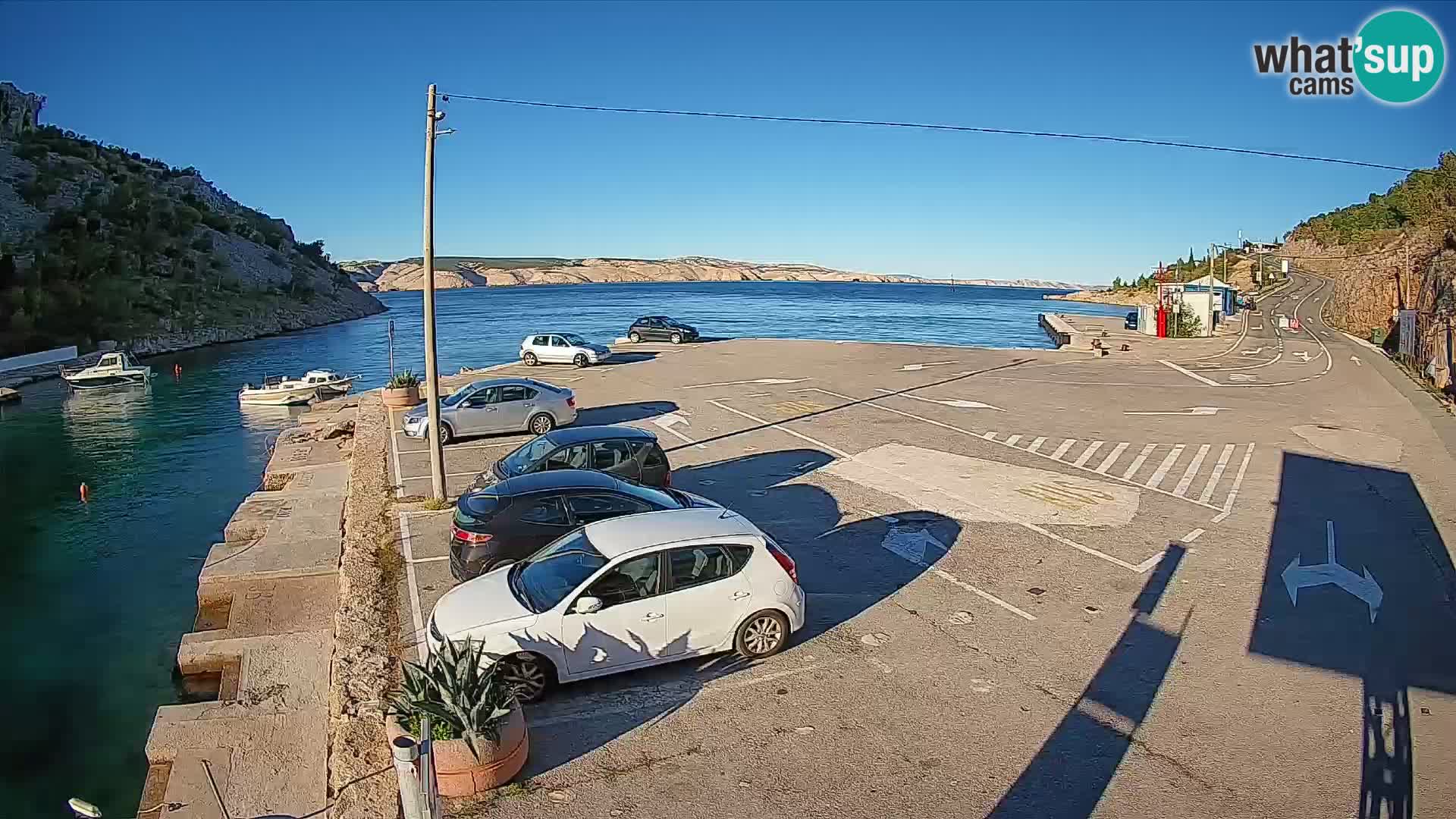 Webcam Prizna ferry port to Pag island