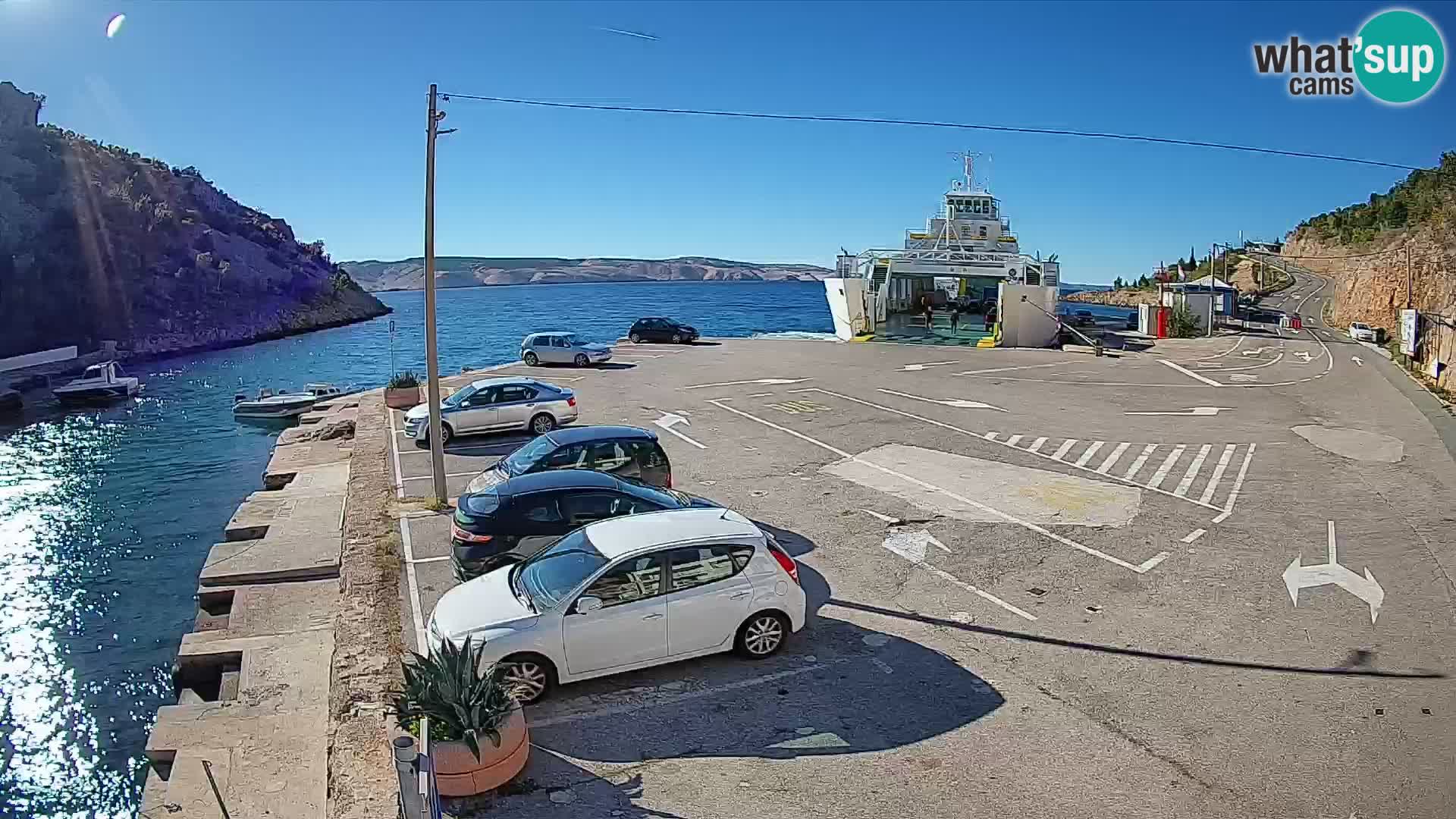 Webcam Prizna ferry port to Pag island