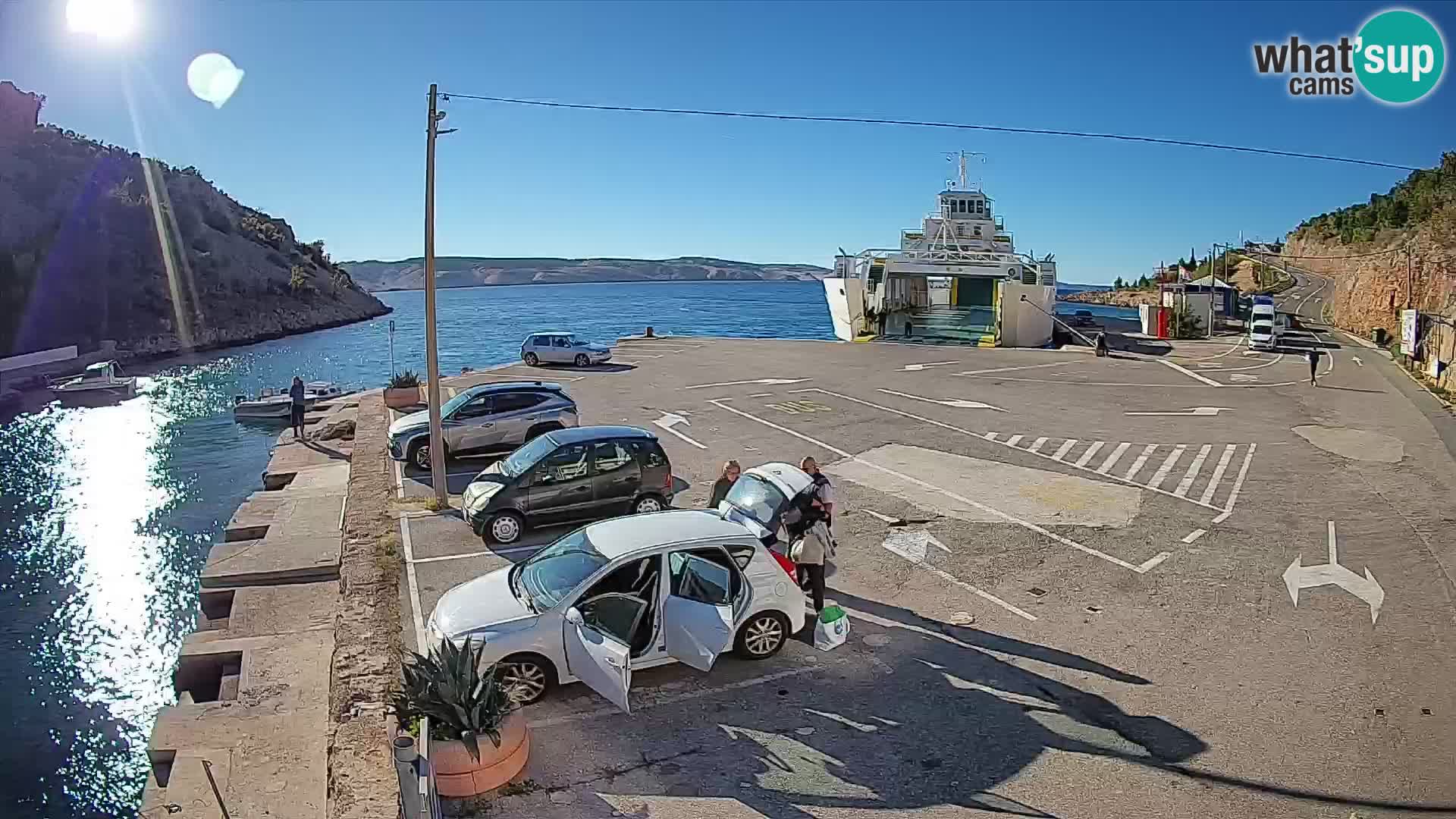 Webcam Prizna ferry port to Pag island