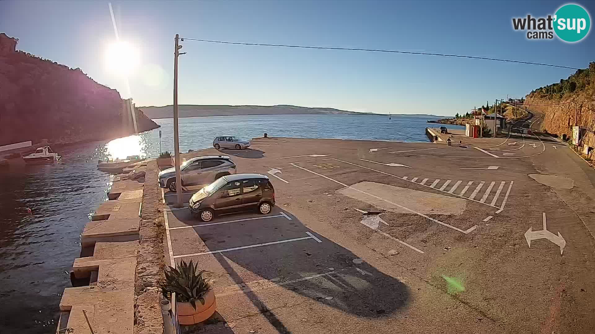 Webcam Prizna ferry port to Pag island