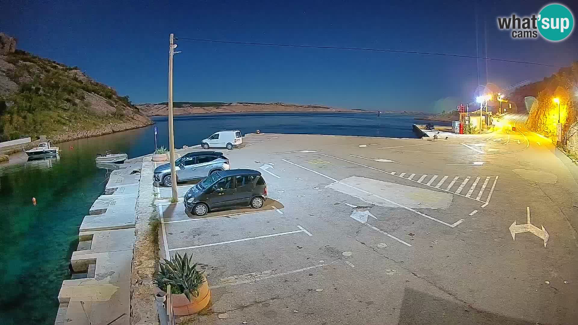Webcam Prizna ferry port to Pag island