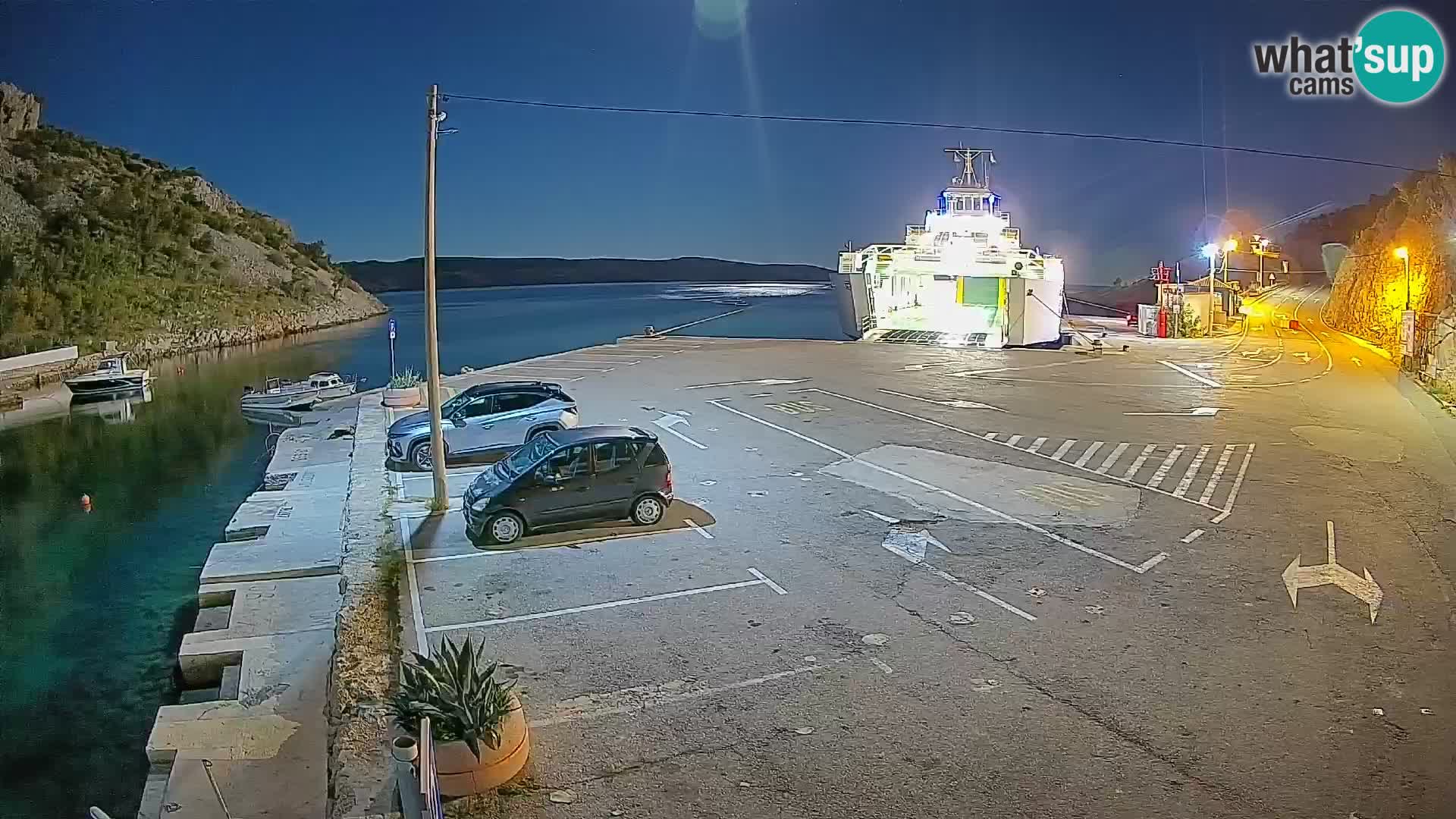 Webcam Prizna ferry port to Pag island