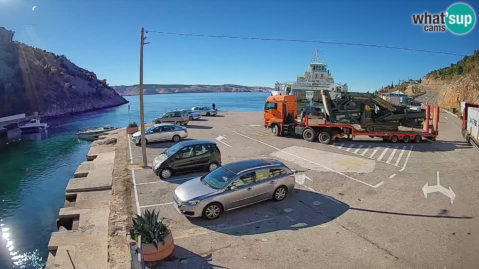 Webcam Prizna ferry port to Pag island