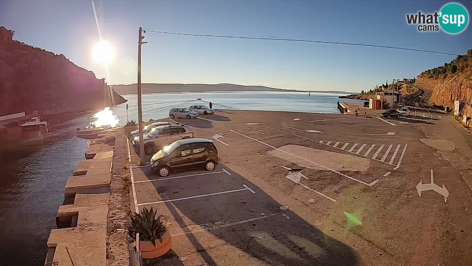 Webcam Prizna ferry port to Pag island