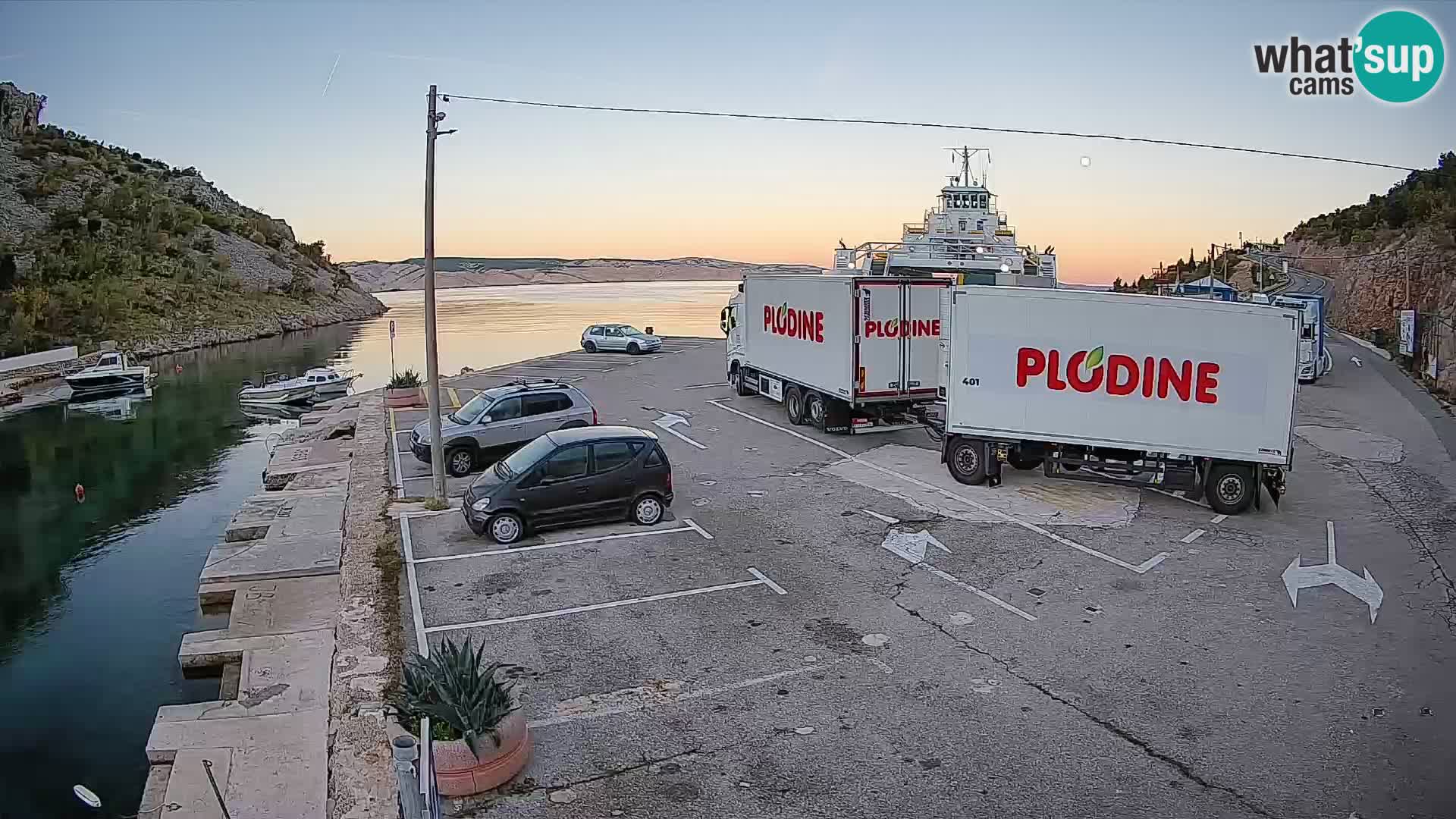 Webcam Prizna ferry port to Pag island