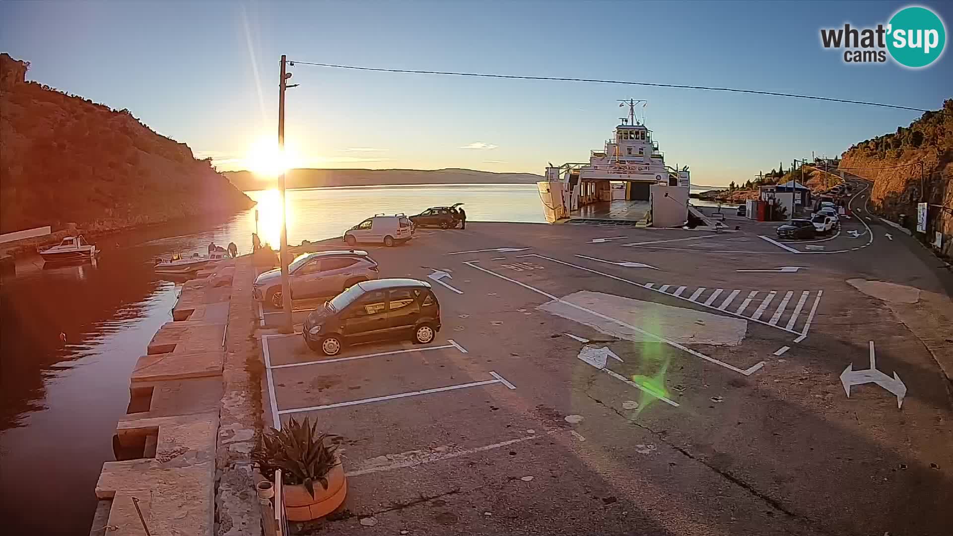 Webcam Fährhafen Prizna – zur Insel Pag