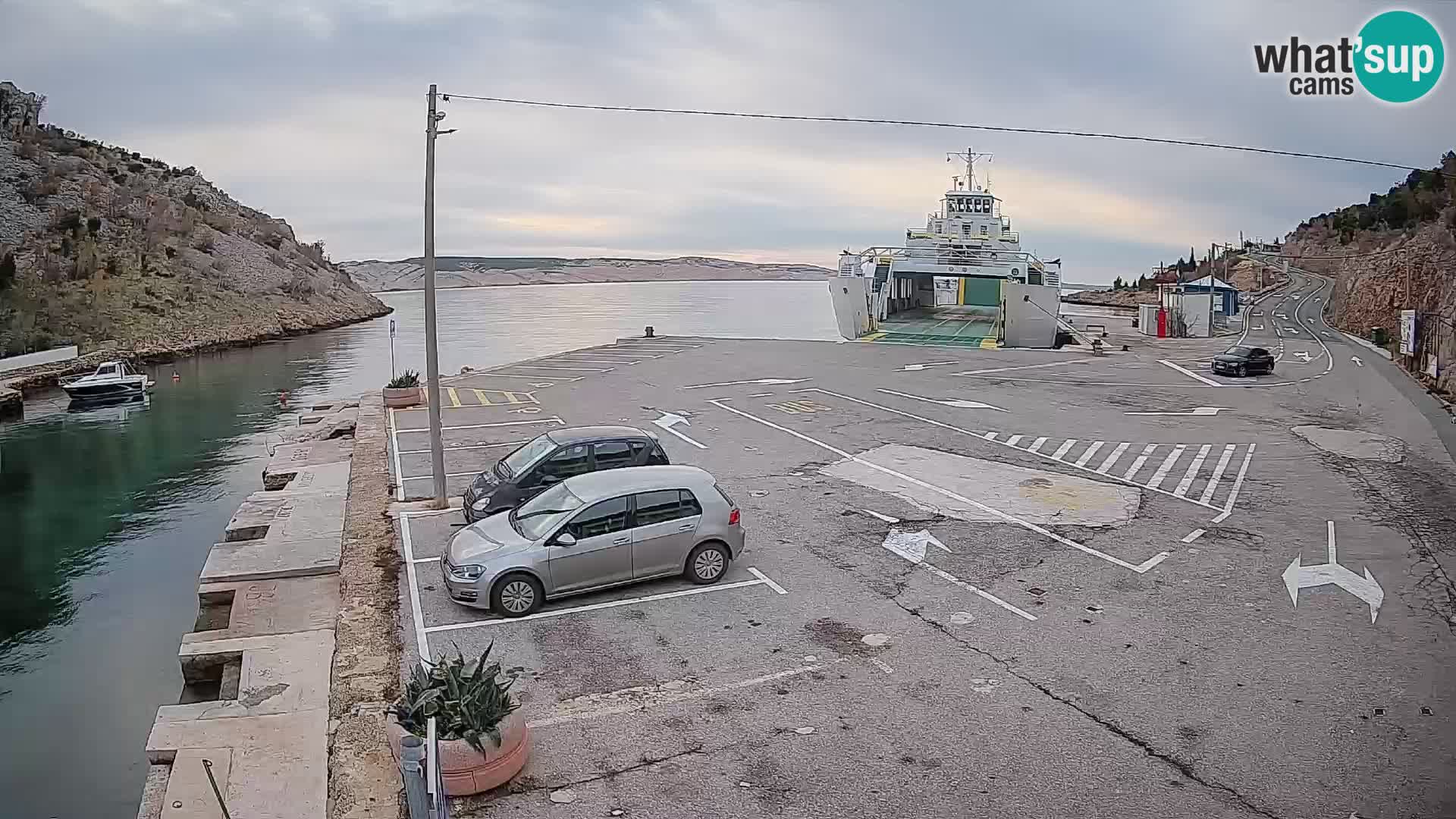 Webcam Fährhafen Prizna – zur Insel Pag