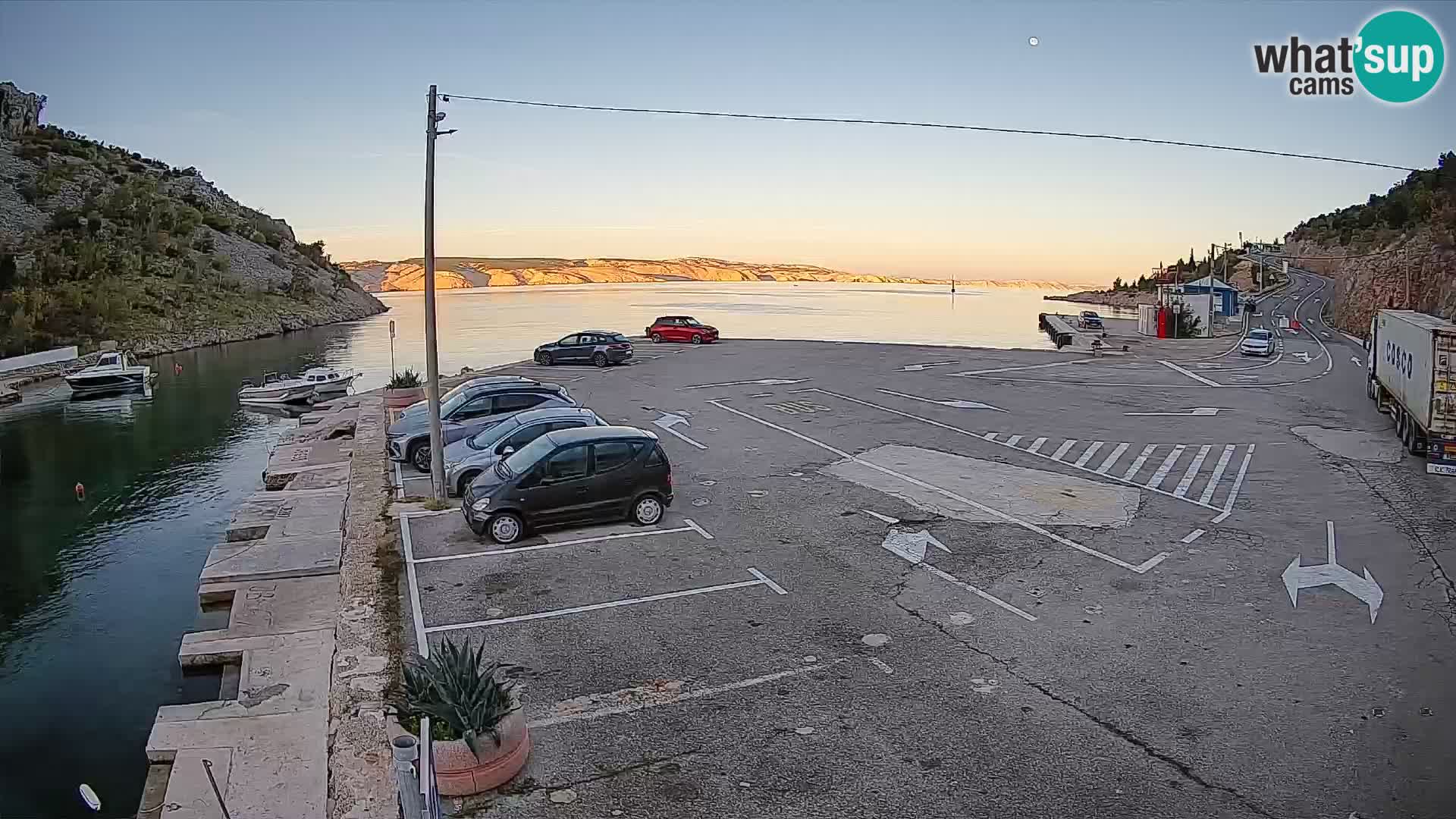 Webcam port de ferry de Prizna – vers l’île de Pag