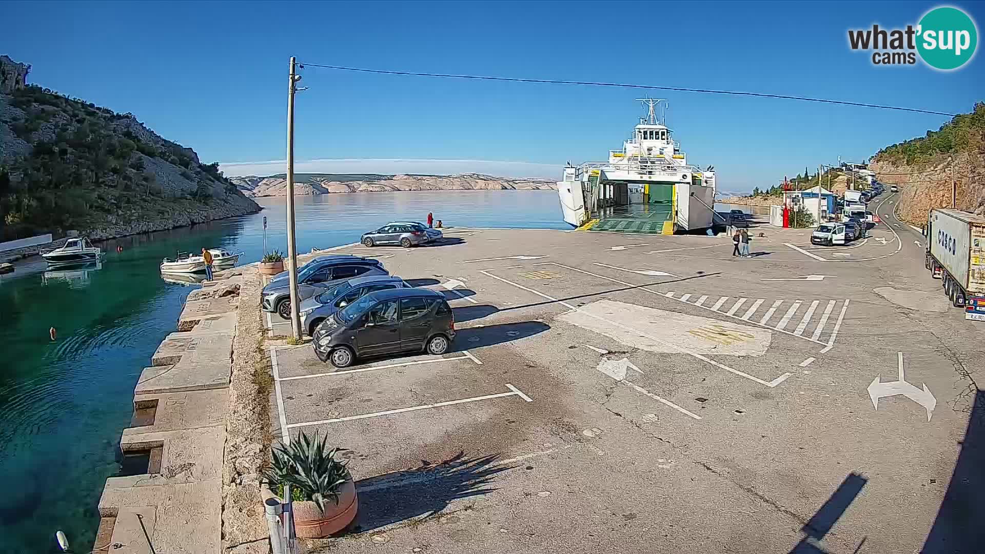 Webcam Prizna ferry port to Pag island