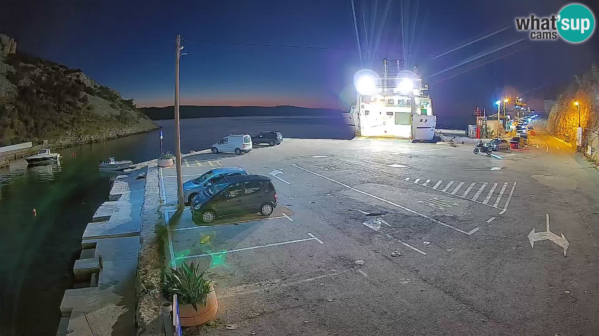 Webcam port de ferry de Prizna – vers l’île de Pag