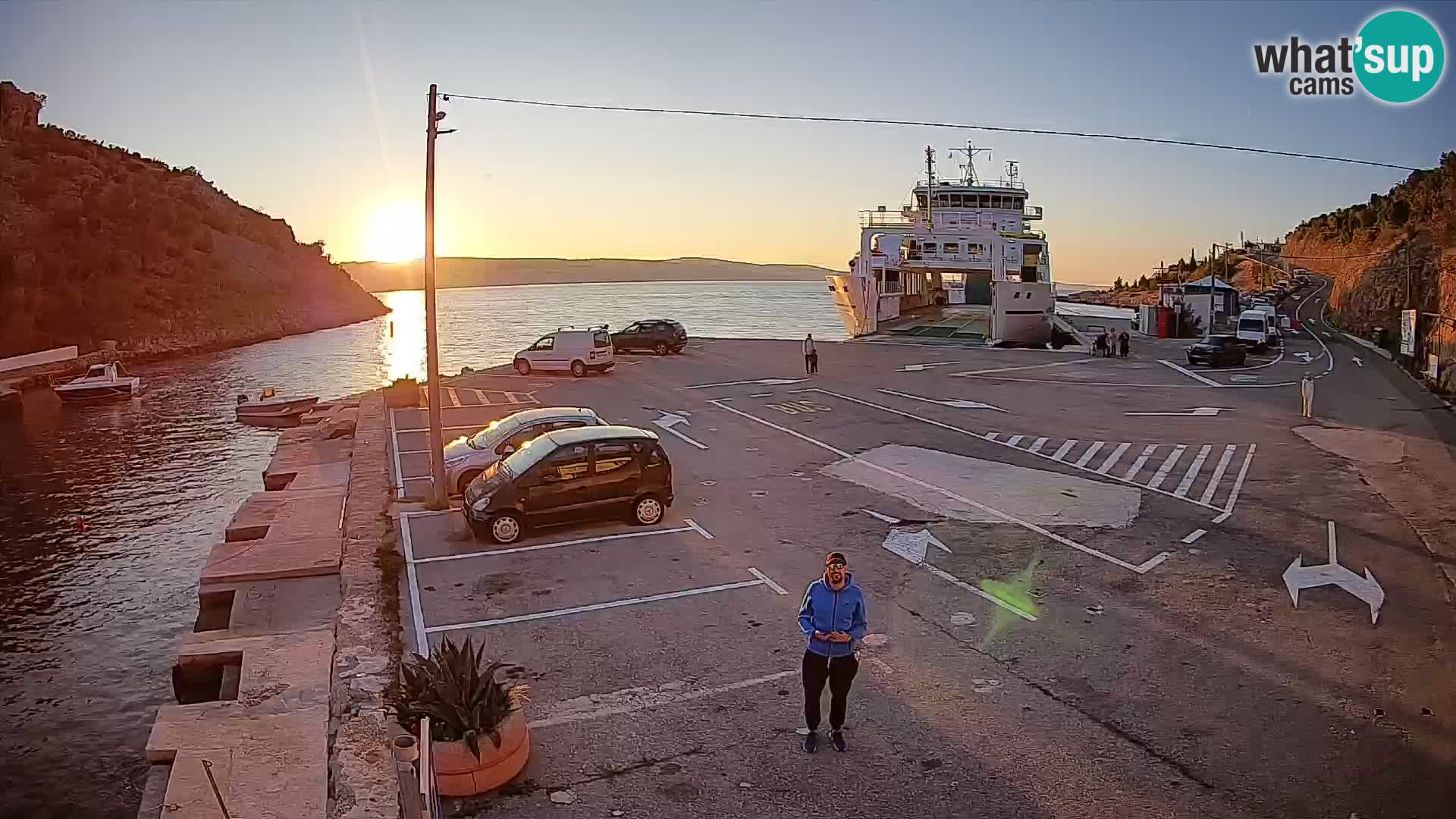 Webcam port de ferry de Prizna – vers l’île de Pag