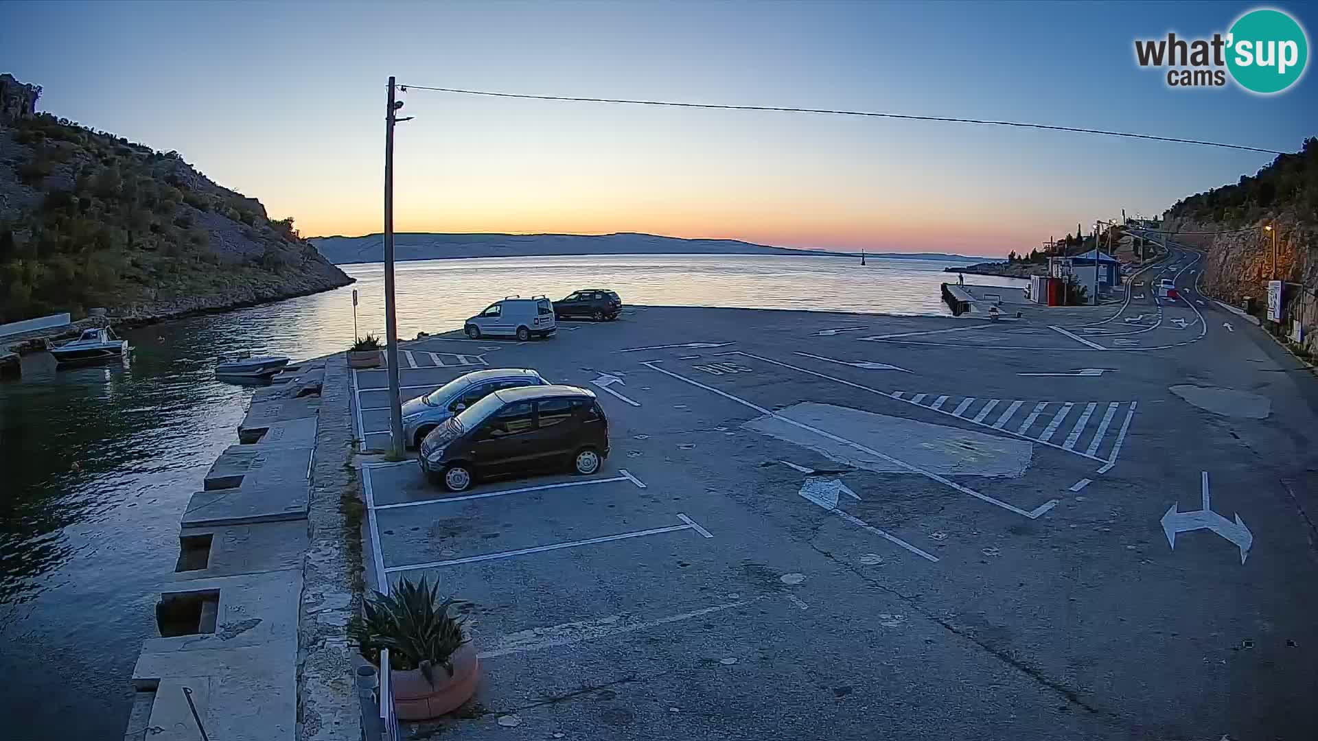 Webcam port de ferry de Prizna – vers l’île de Pag