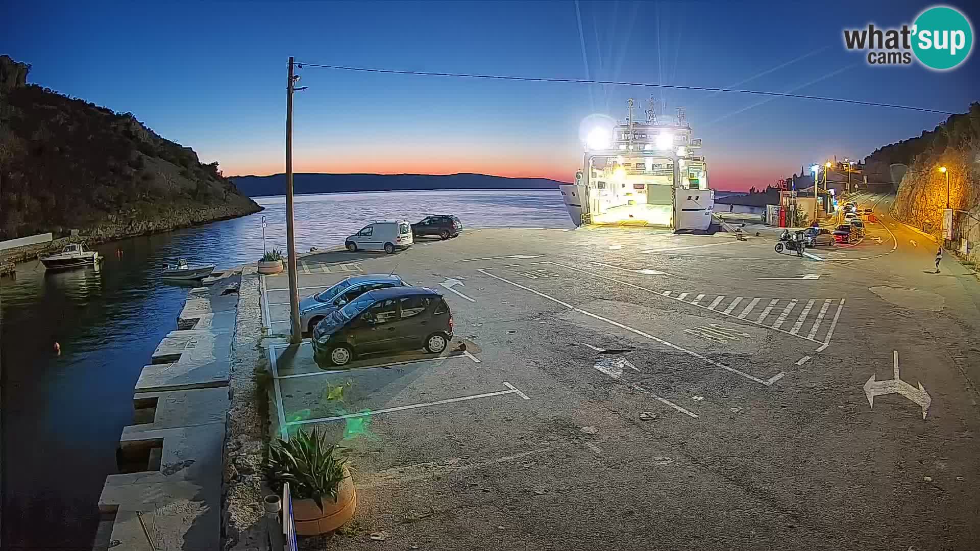 Webcam port de ferry de Prizna – vers l’île de Pag