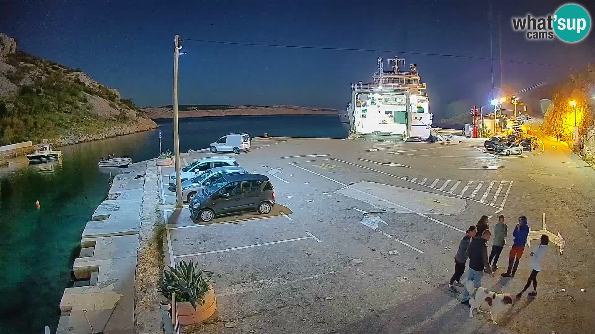 Webcam del puerto de ferris de Prizna – hacia la isla de Pag