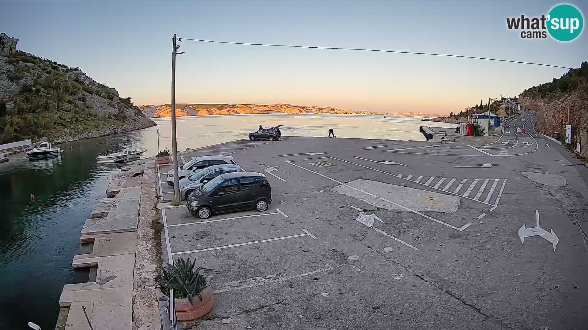 Webcam port de ferry de Prizna – vers l’île de Pag