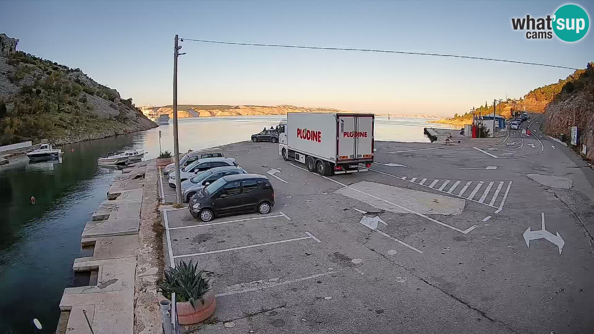 Webcam port de ferry de Prizna – vers l’île de Pag