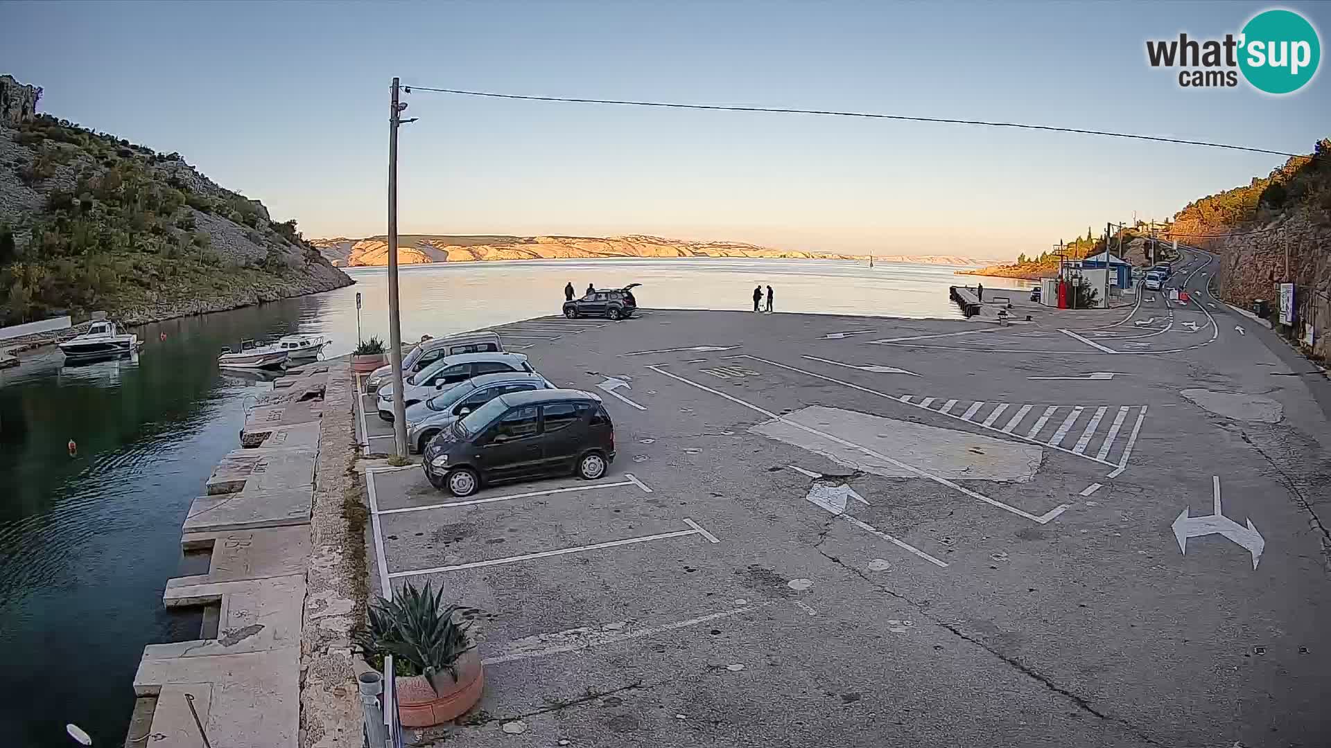 Webcam Prizna ferry port to Pag island