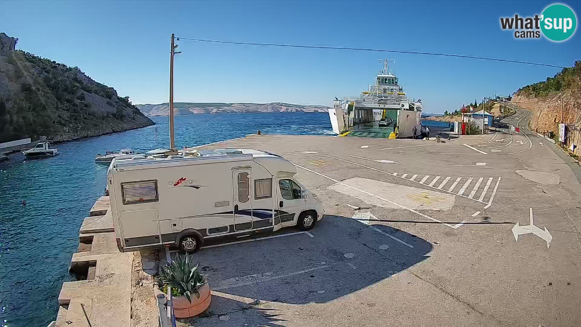 Webcam Prizna ferry port to Pag island