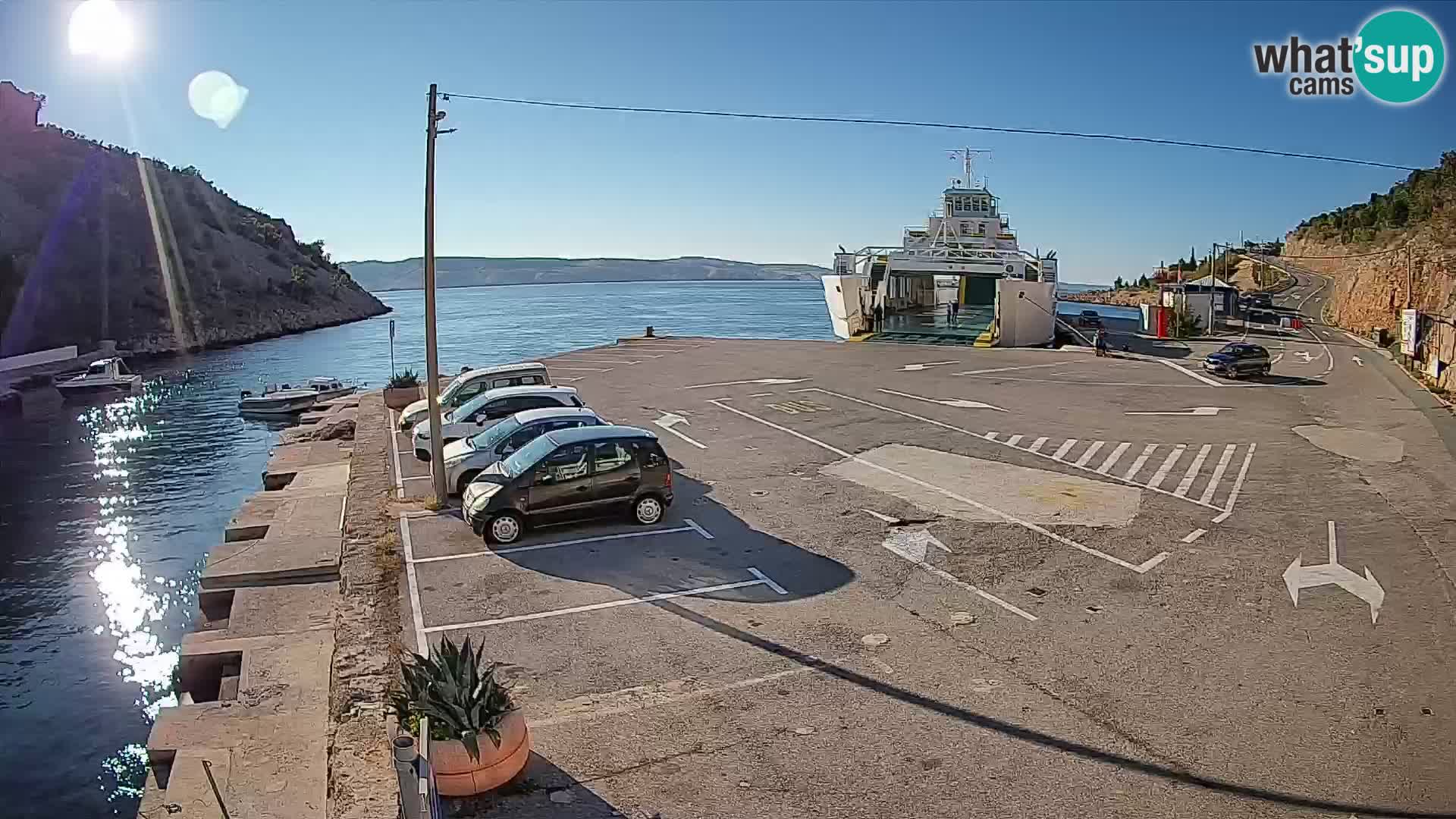 Webcam Prizna ferry port to Pag island
