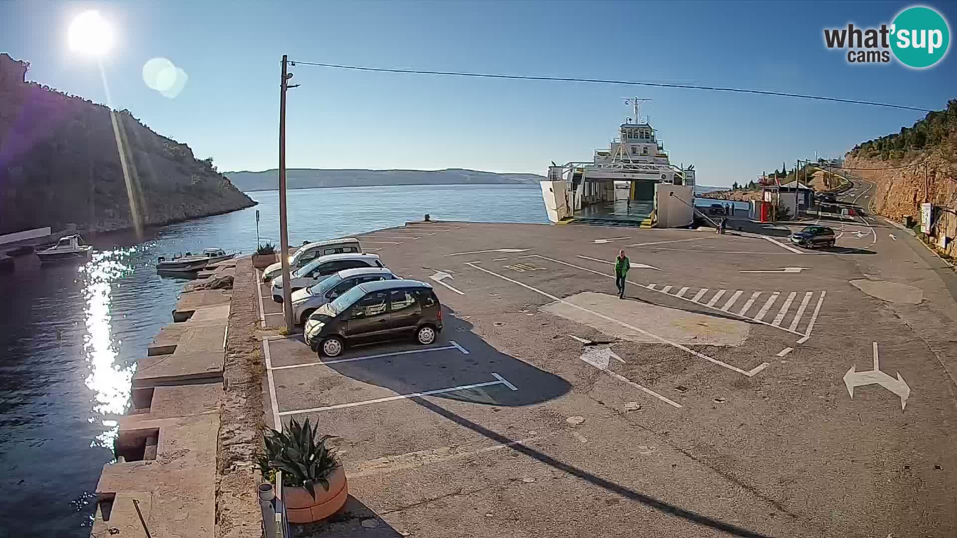 Webcam Prizna ferry port to Pag island