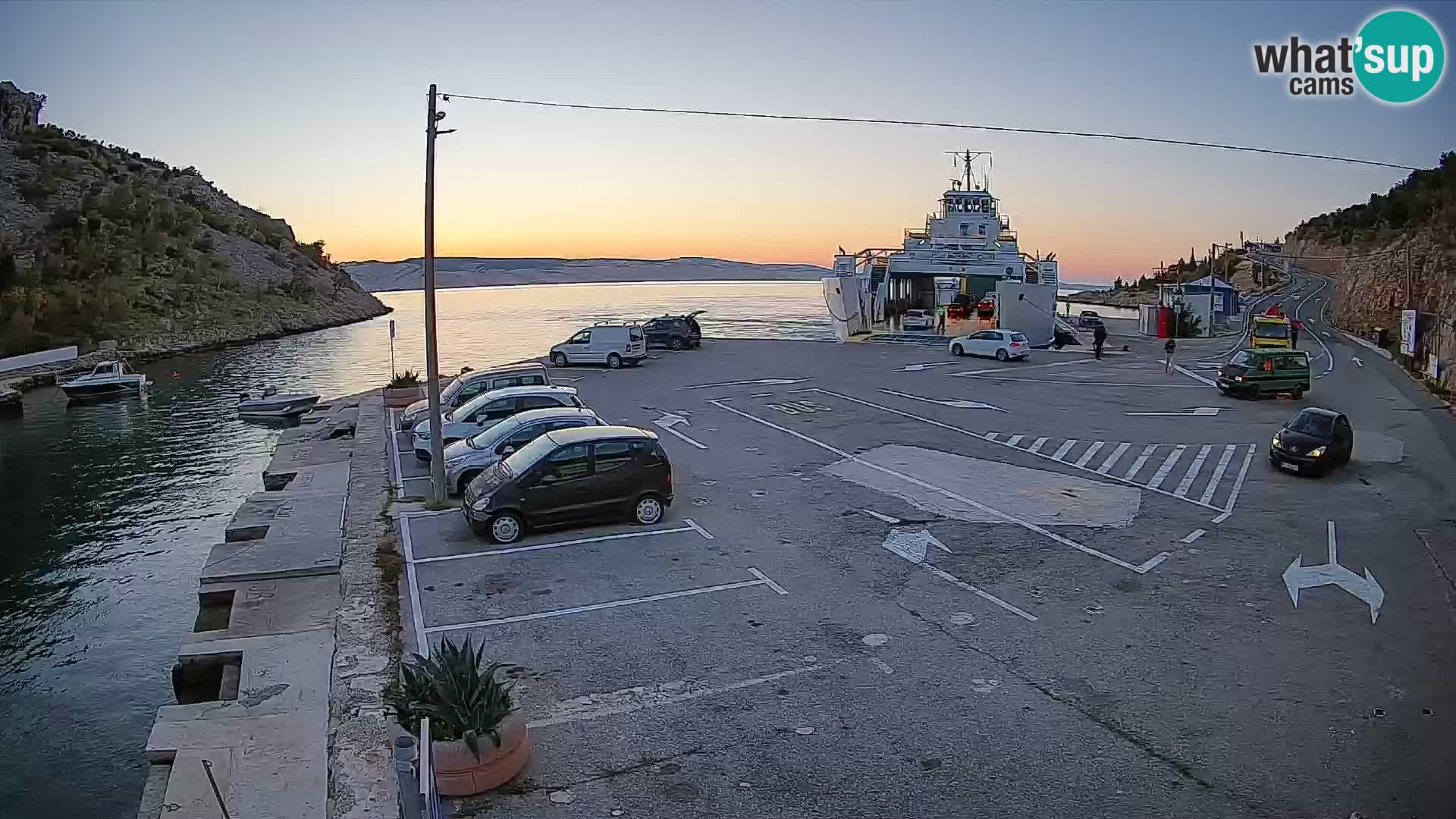 Webcam port de ferry de Prizna – vers l’île de Pag