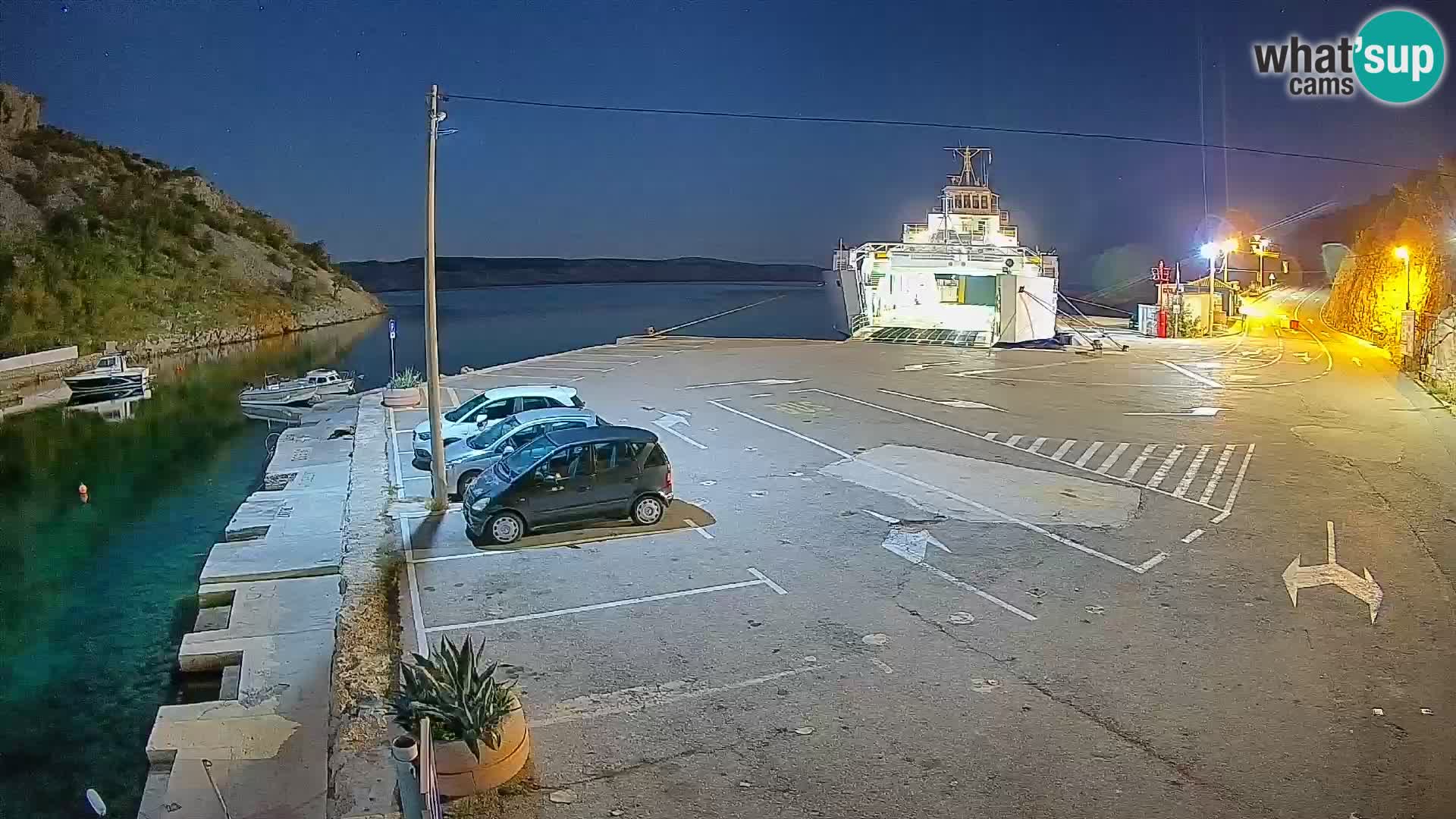 Webcam Prizna ferry port to Pag island