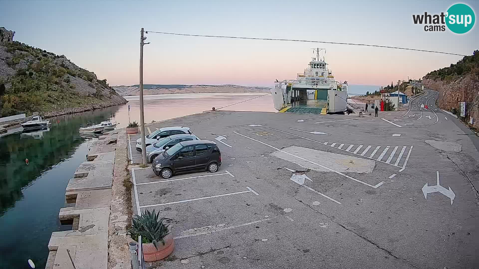 Webcam Fährhafen Prizna – zur Insel Pag