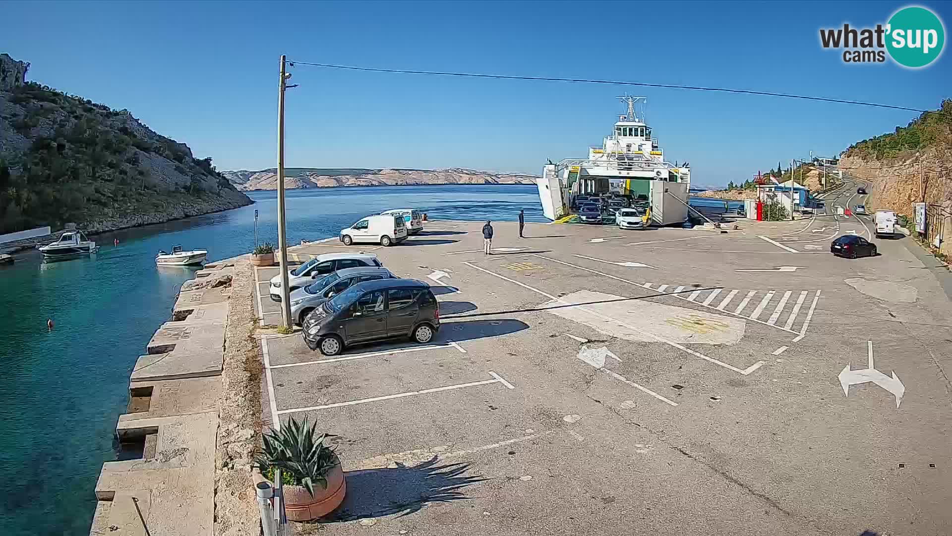 Webcam Prizna ferry port to Pag island