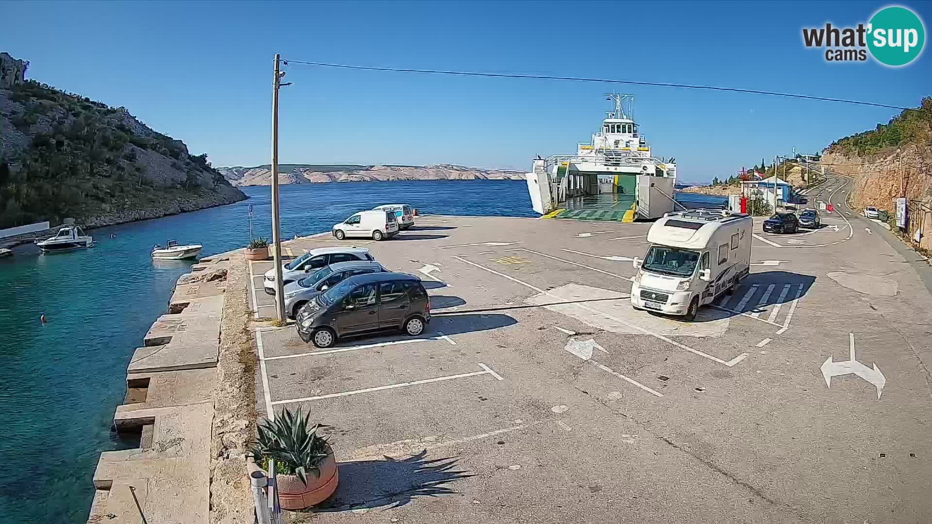 Webcam Prizna ferry port to Pag island