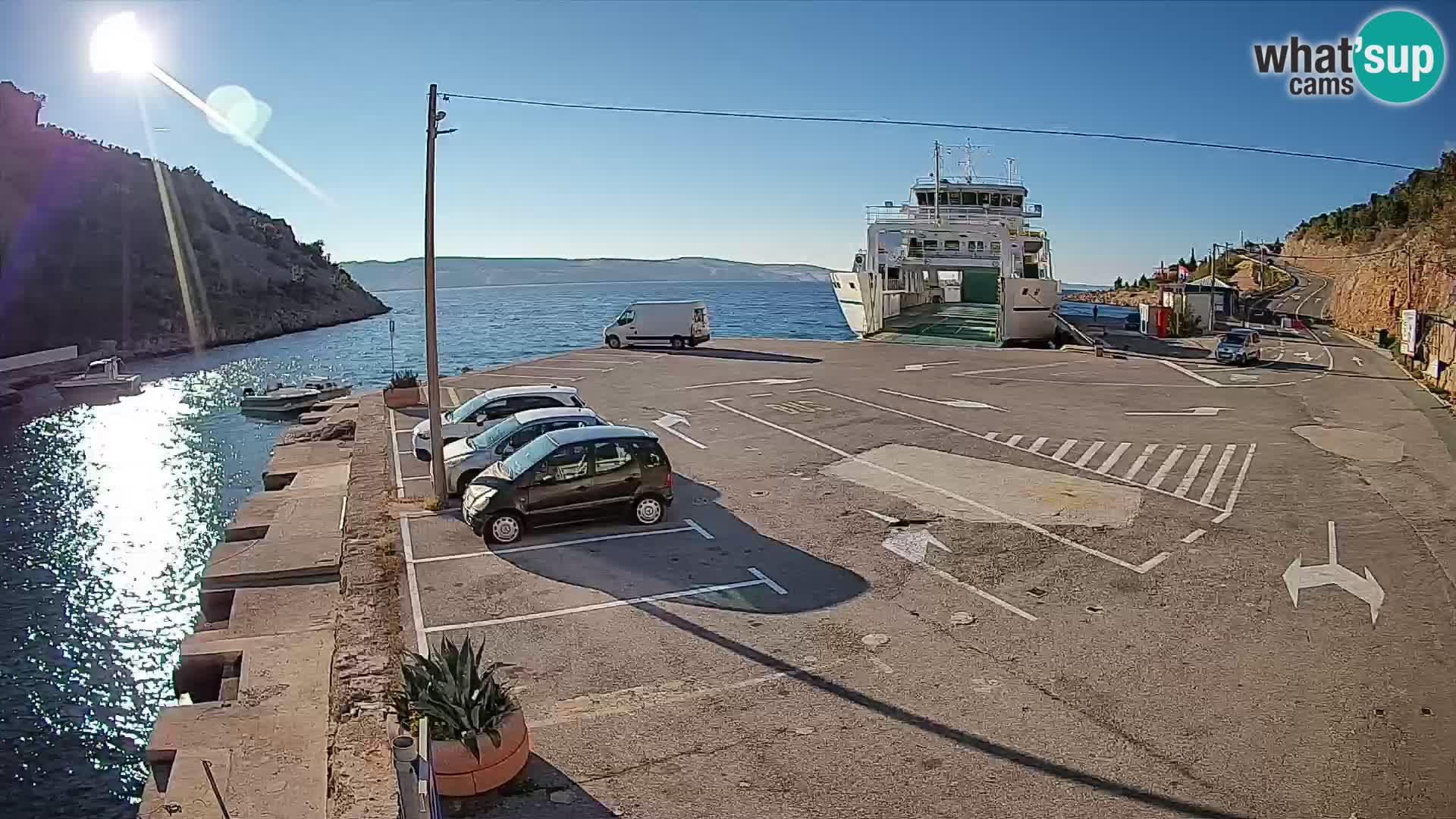 Webcam Prizna ferry port to Pag island