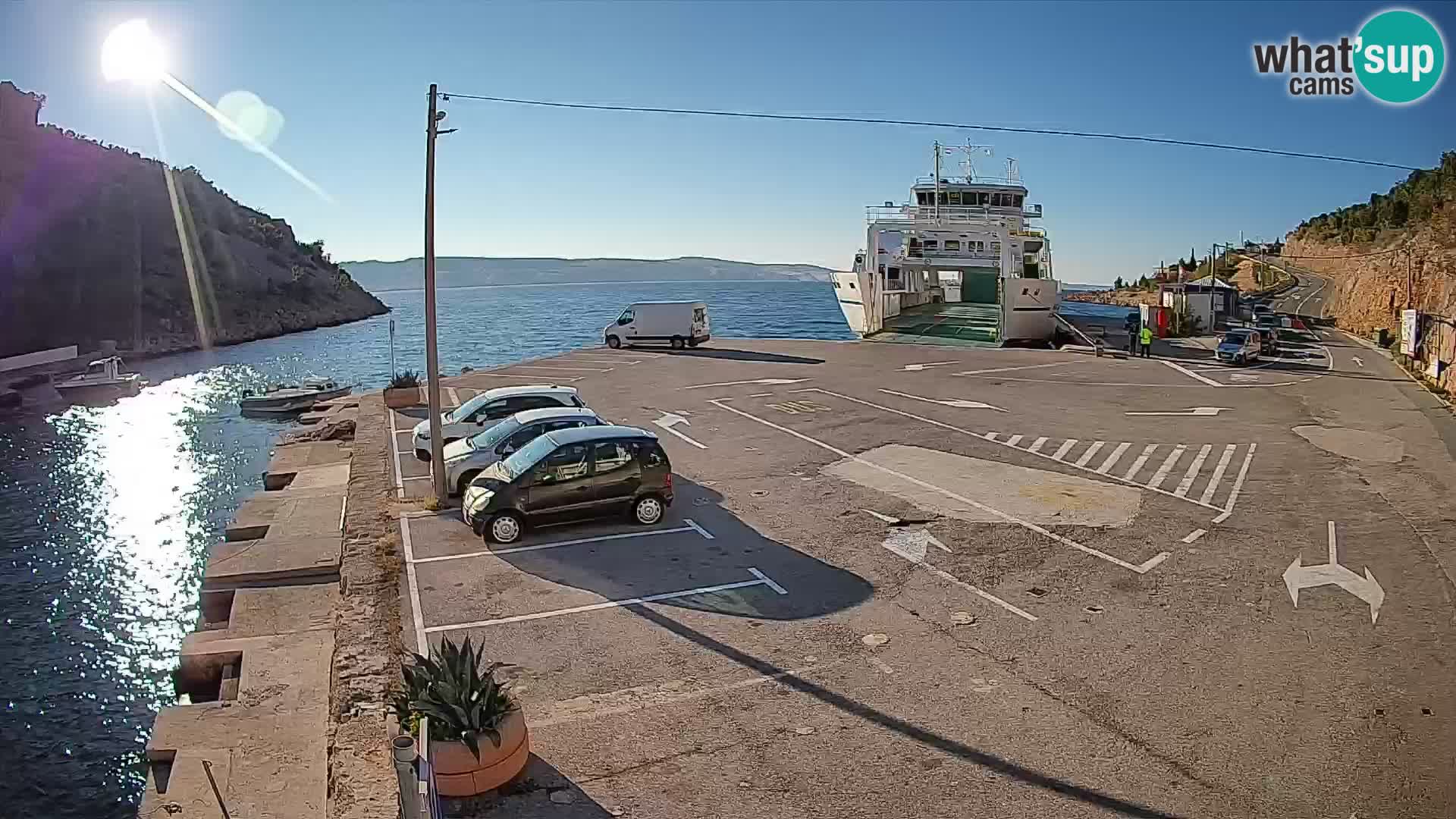 Webcam Prizna ferry port to Pag island