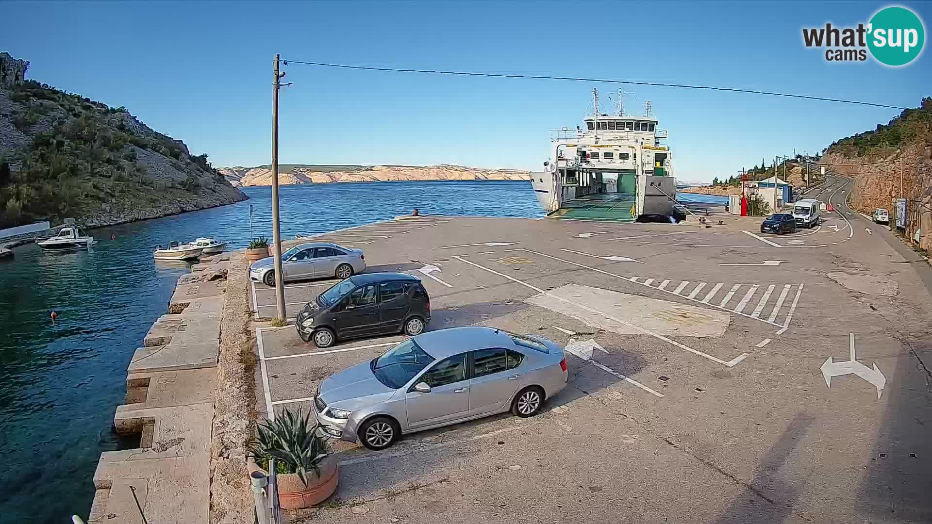 Webcam Prizna ferry port to Pag island