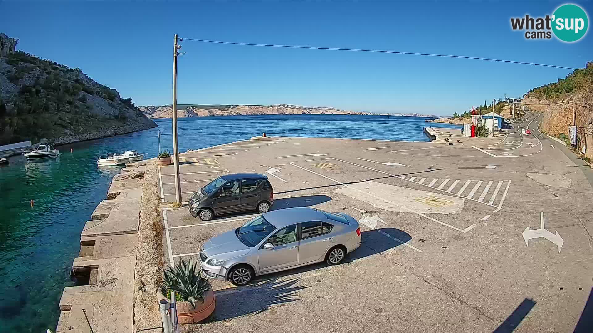 Webcam Prizna ferry port to Pag island