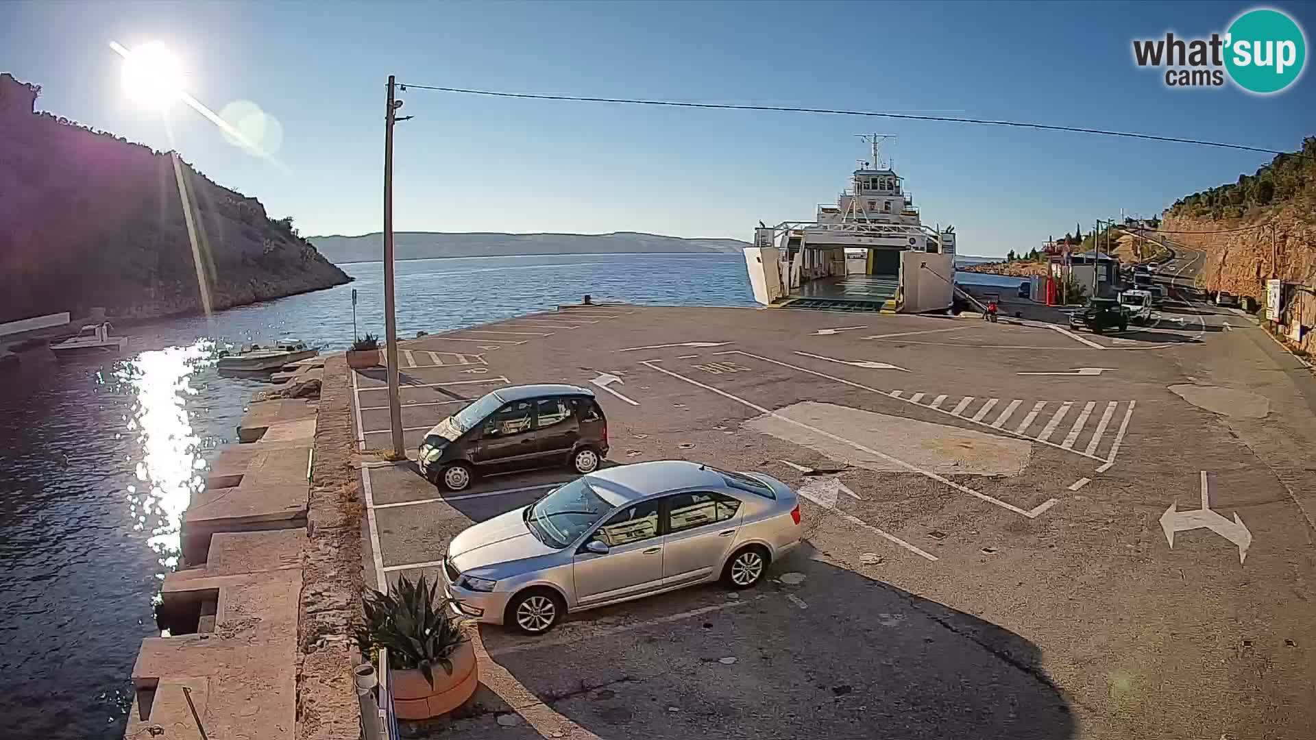 Webcam Prizna ferry port to Pag island