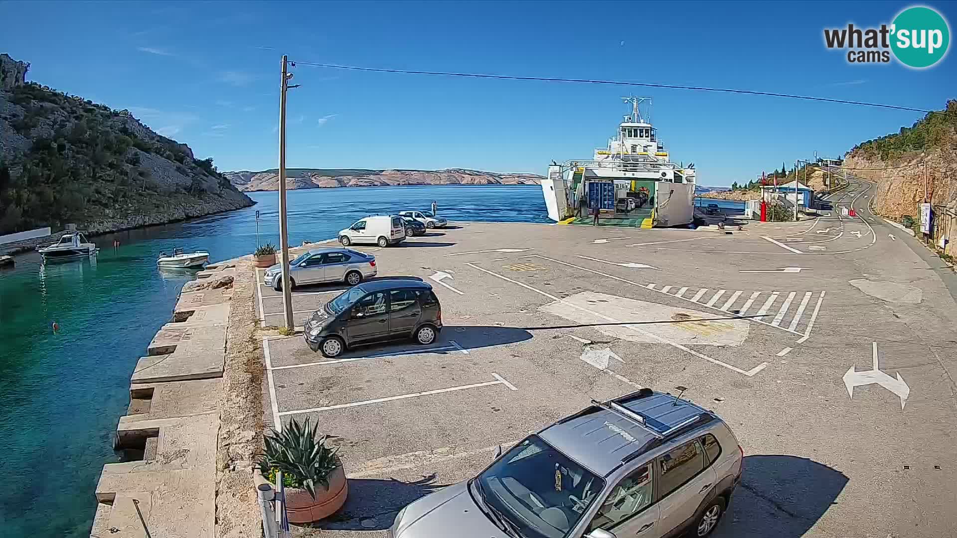 Webcam Prizna ferry port to Pag island