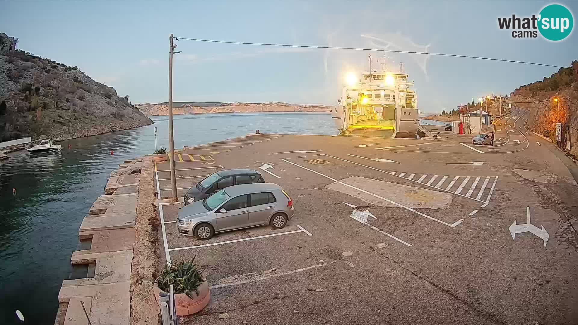 Webcam porto traghetti di Prizna – per l’isola di Pag