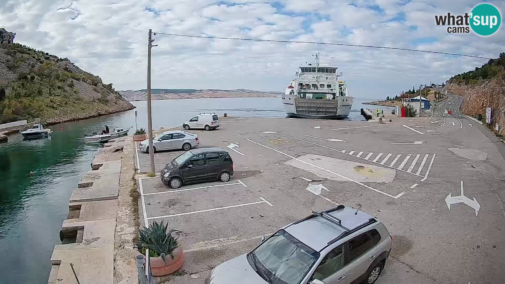 Webcam Prizna ferry port to Pag island
