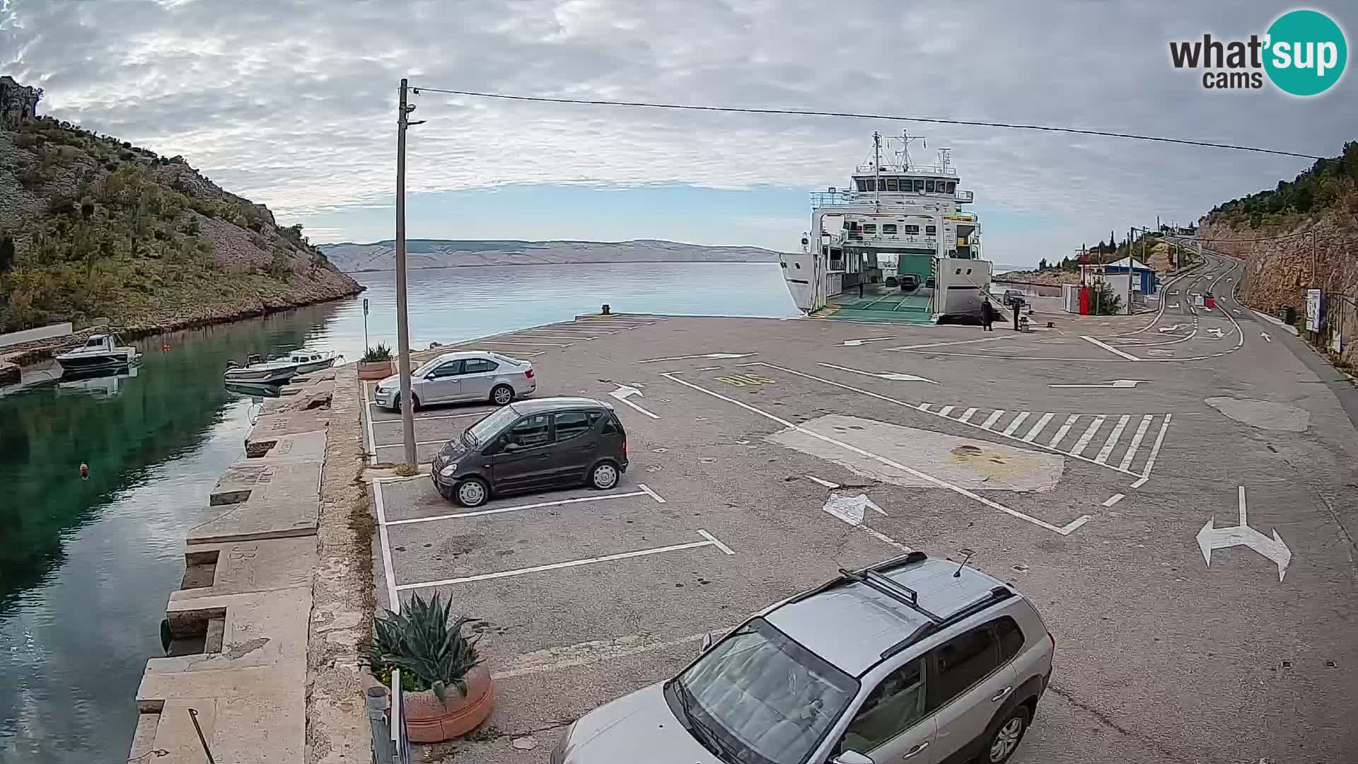 Webcam Fährhafen Prizna – zur Insel Pag