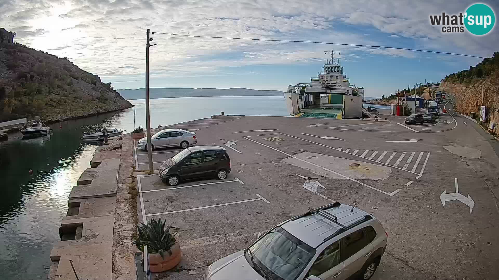 Webcam Prizna ferry port to Pag island