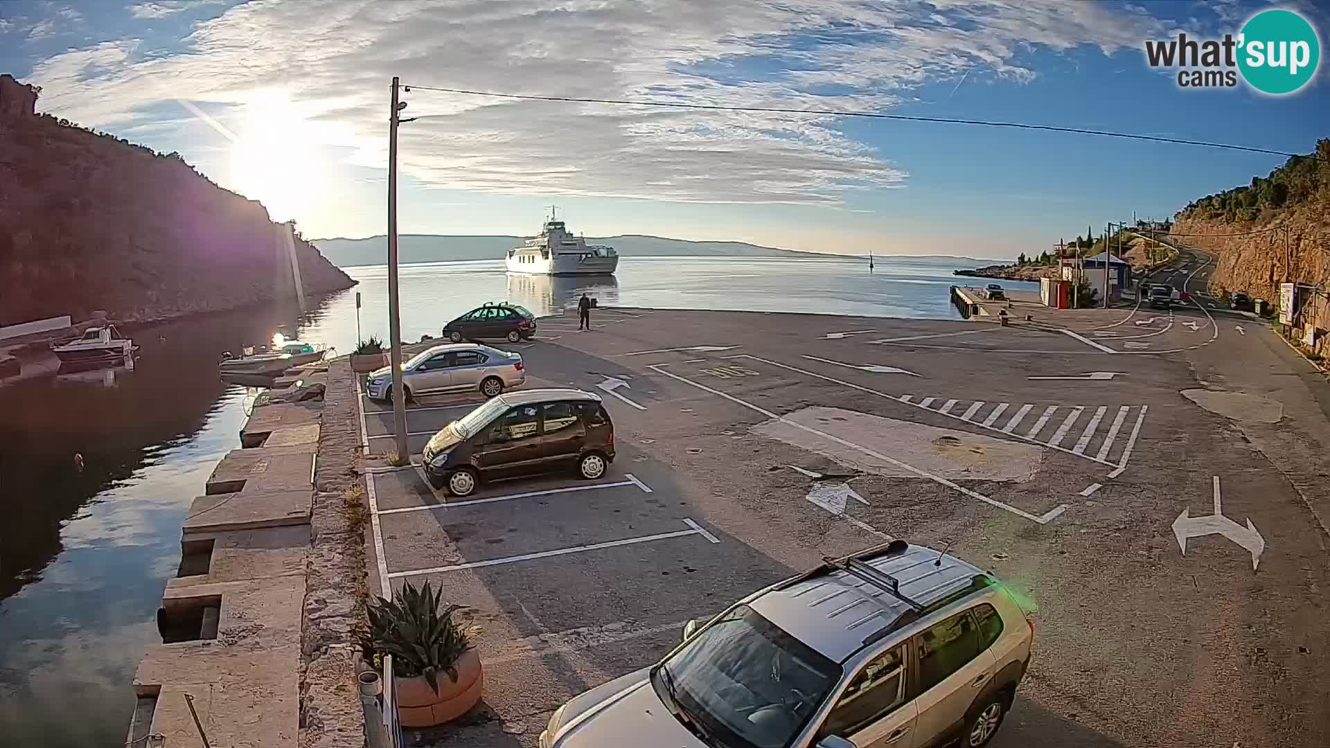 Webcam Prizna ferry port to Pag island