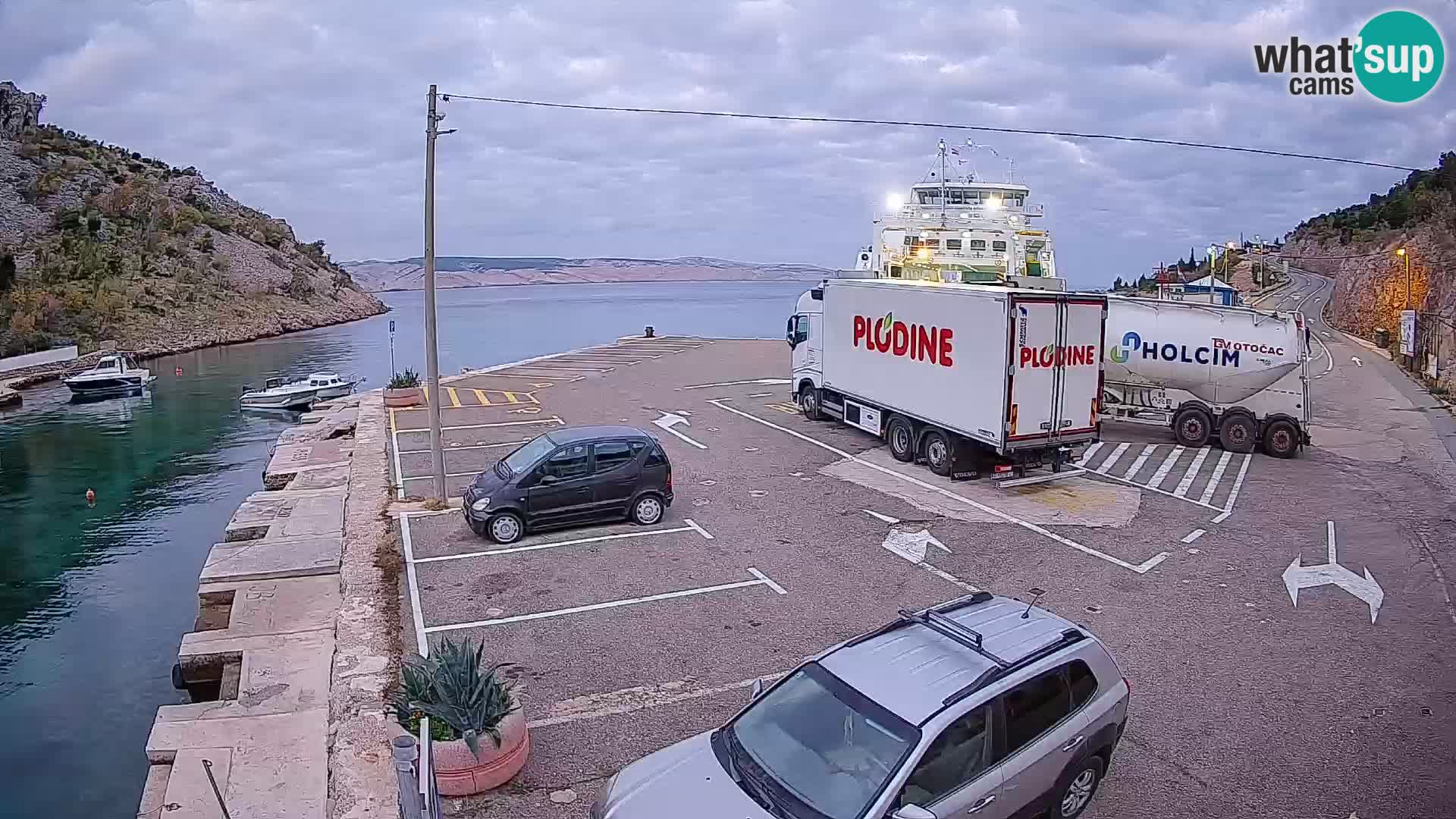 Webcam Fährhafen Prizna – zur Insel Pag