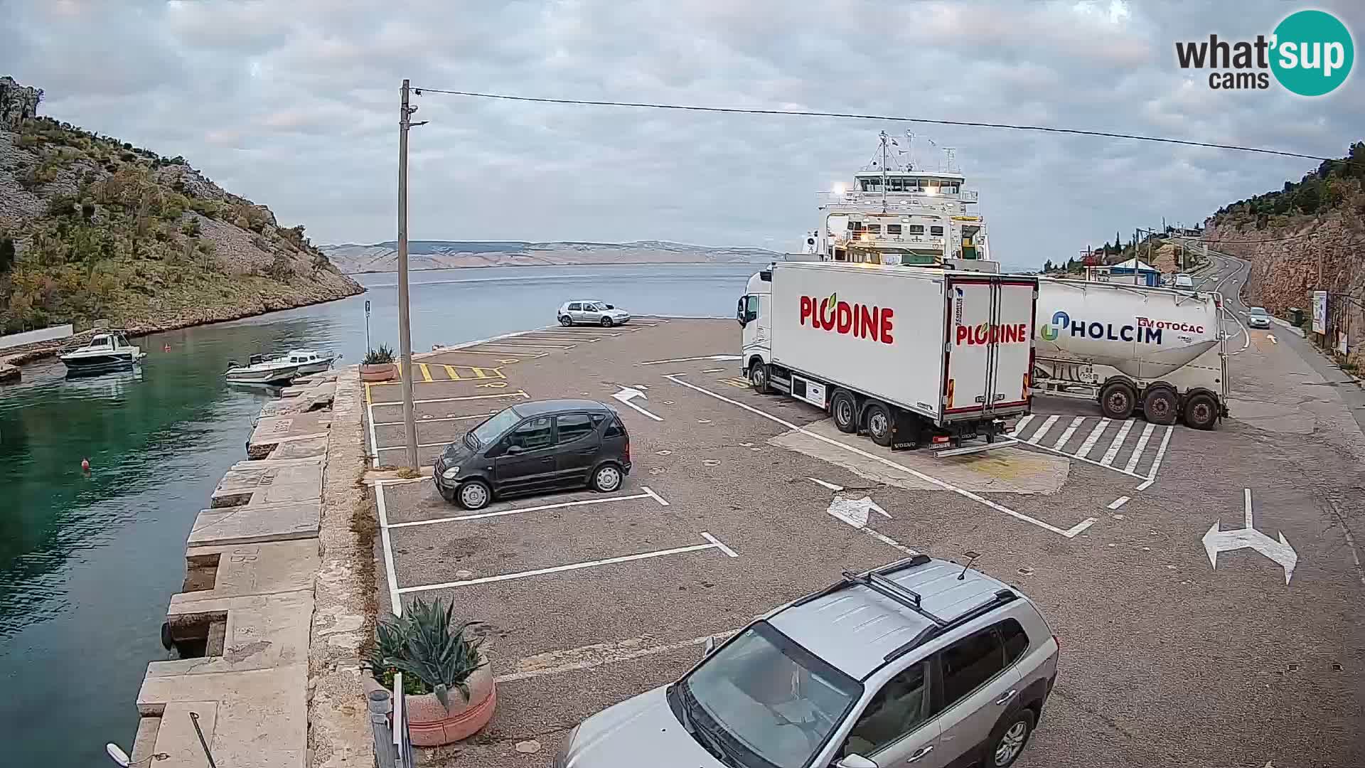 Webcam Fährhafen Prizna – zur Insel Pag