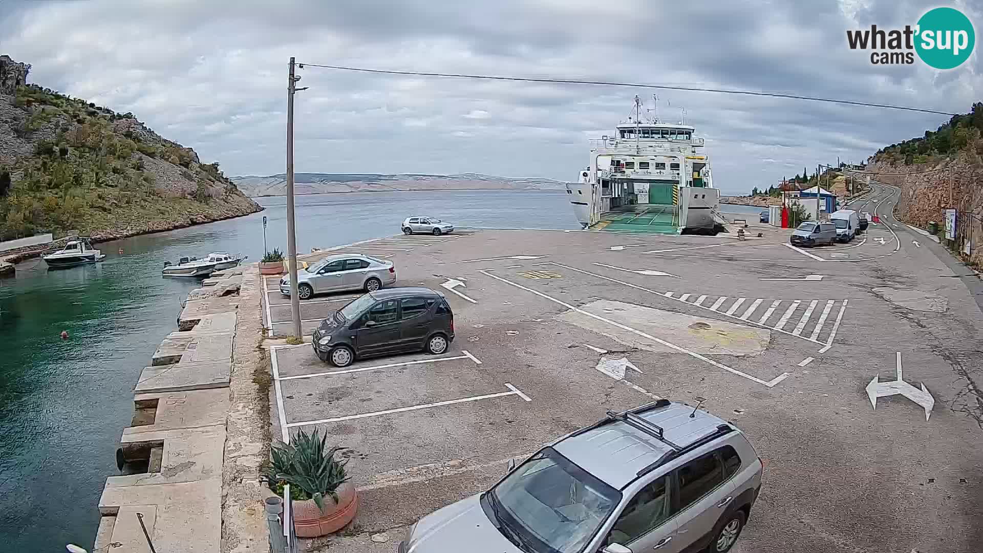 Webcam port de ferry de Prizna – vers l’île de Pag
