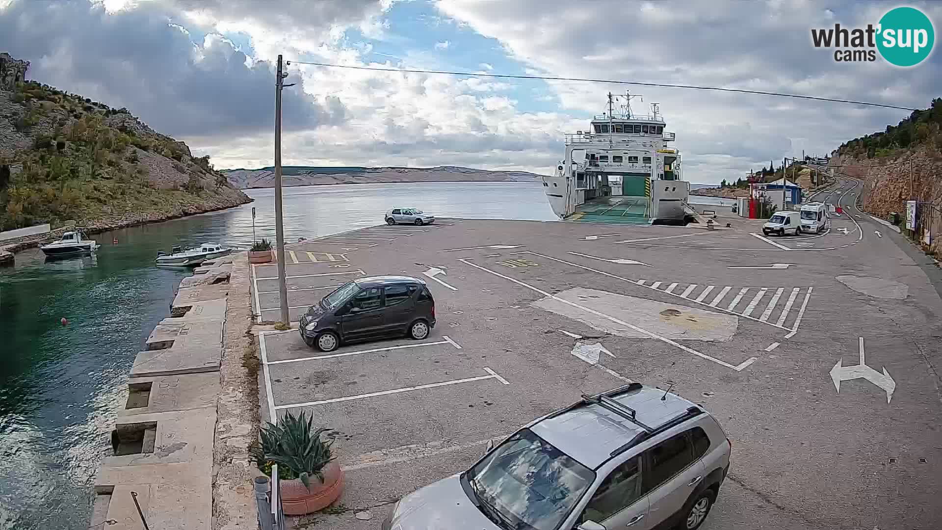 Webcam Prizna ferry port to Pag island