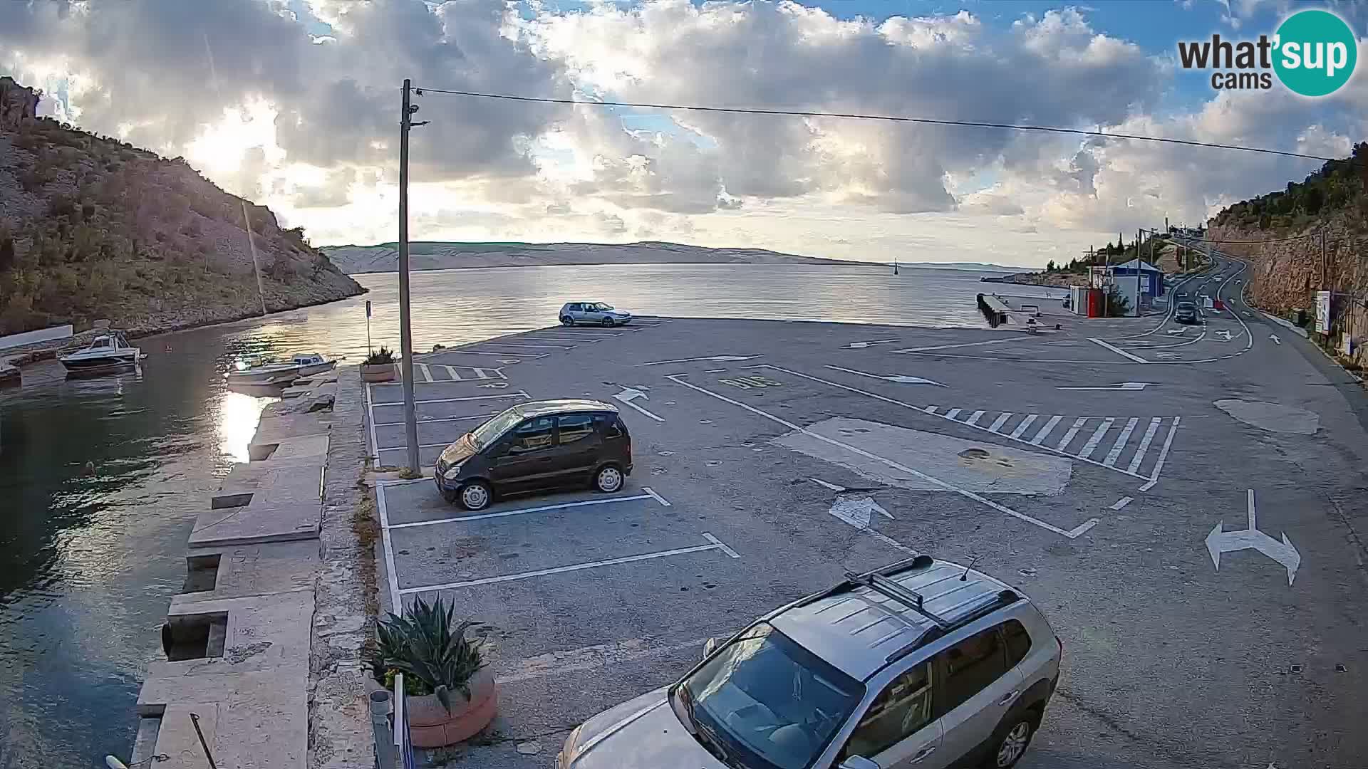 Webcam Prizna ferry port to Pag island