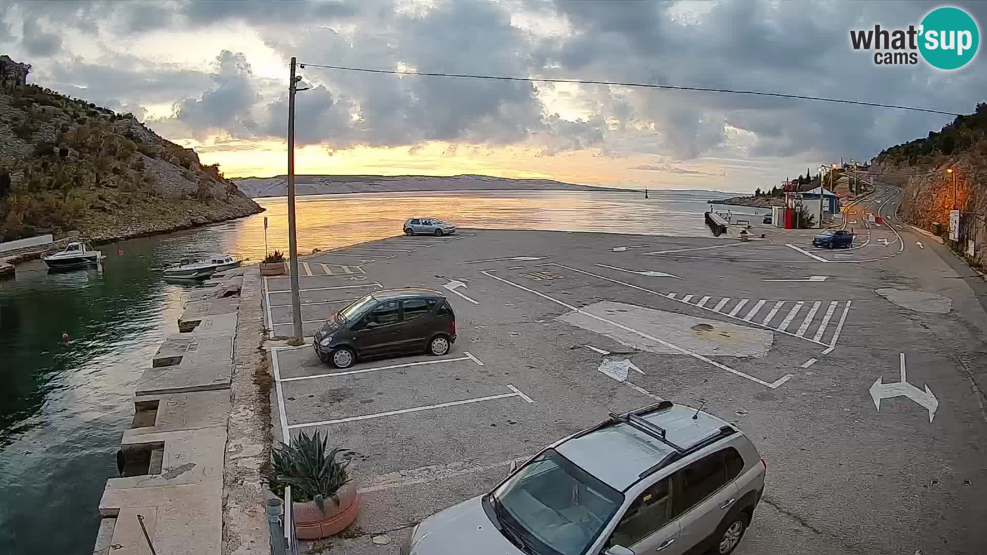 Webcam port de ferry de Prizna – vers l’île de Pag