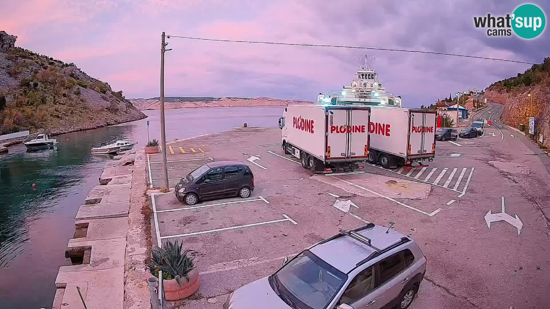 Webcam Prizna ferry port to Pag island