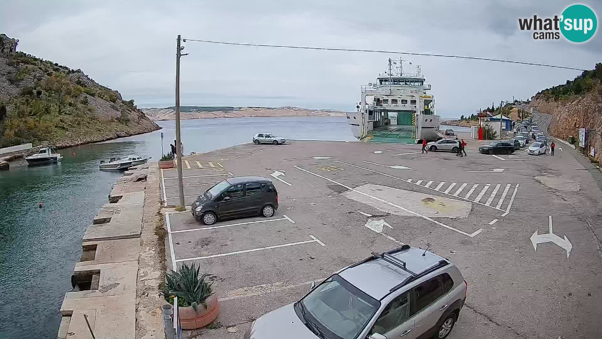 Webcam port de ferry de Prizna – vers l’île de Pag